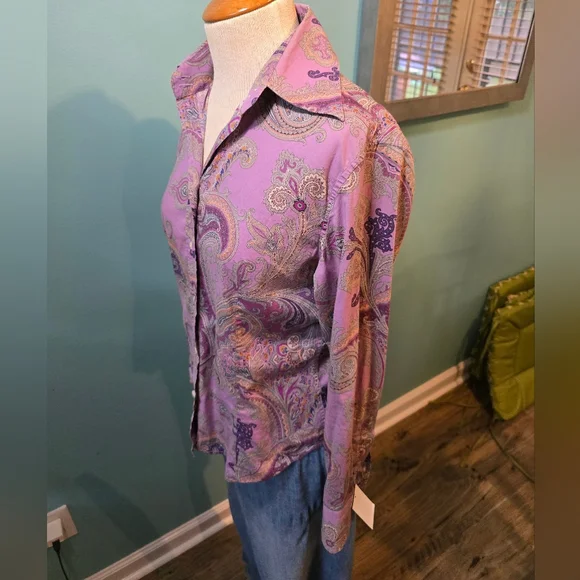 Etro Lavendar Paisley Button Down Women's Shirt - Picture 6 of 8